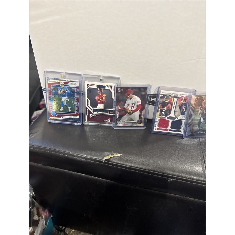 700+ Sports Card Lot LeBron Ohtani NFL NBA MLB Rookies Inserts Some Toploaded - Picture 5 of 16